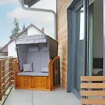 Bergbutzen Mit Balkon