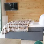 Bergbutzen Mit Balkon Apartmán