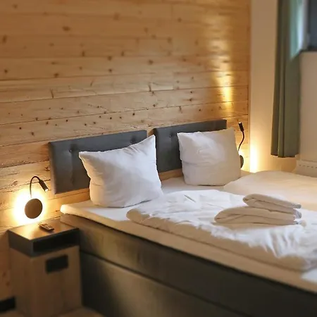 Bergbutzen Mit Balkon 公寓 *