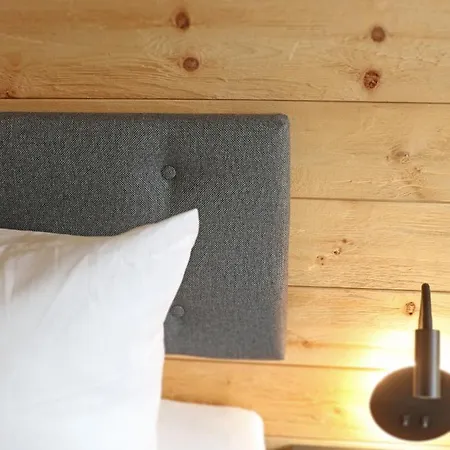 Bergbutzen Mit Balkon *