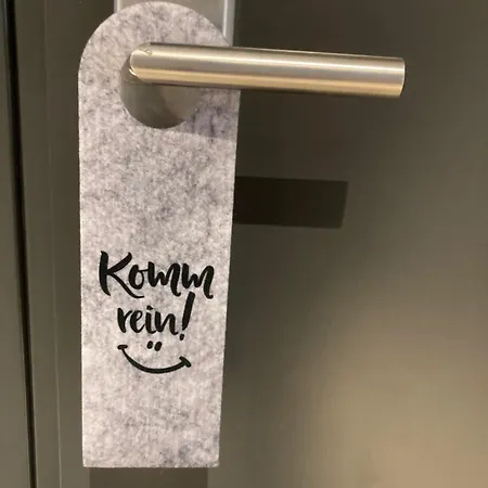 Bergbutzen Mit Balkon