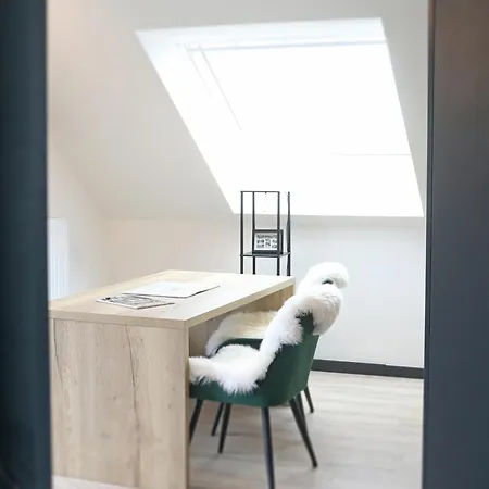 Bergbutzen Mit Balkon Διαμέρισμα *
