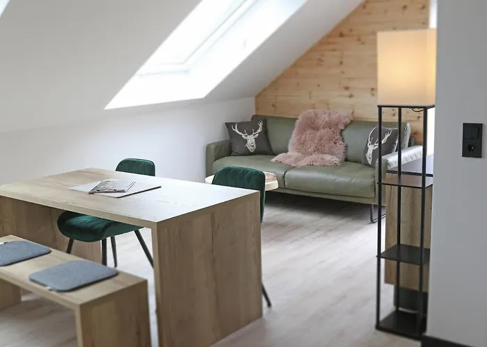 Bergbutzen Mit Balkon Apartamento