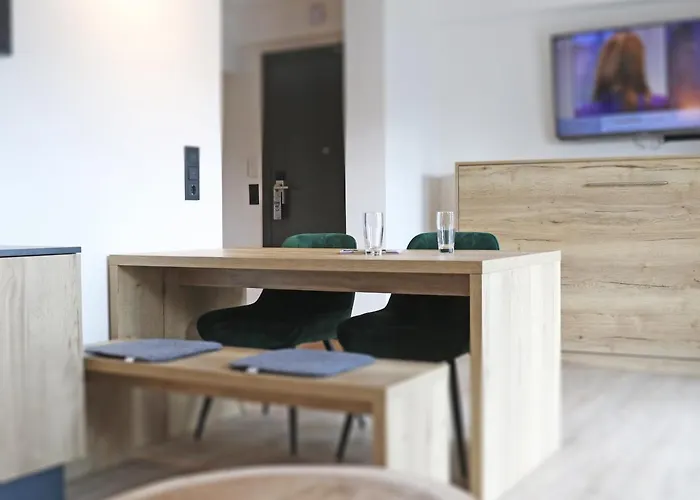 Bergbutzen Mit Balkon