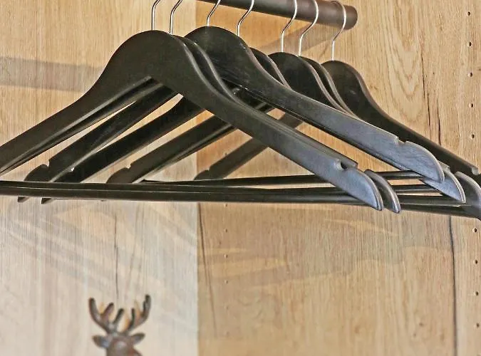 Bergbutzen Mit Balkon