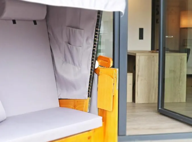 Bergbutzen Mit Balkon *